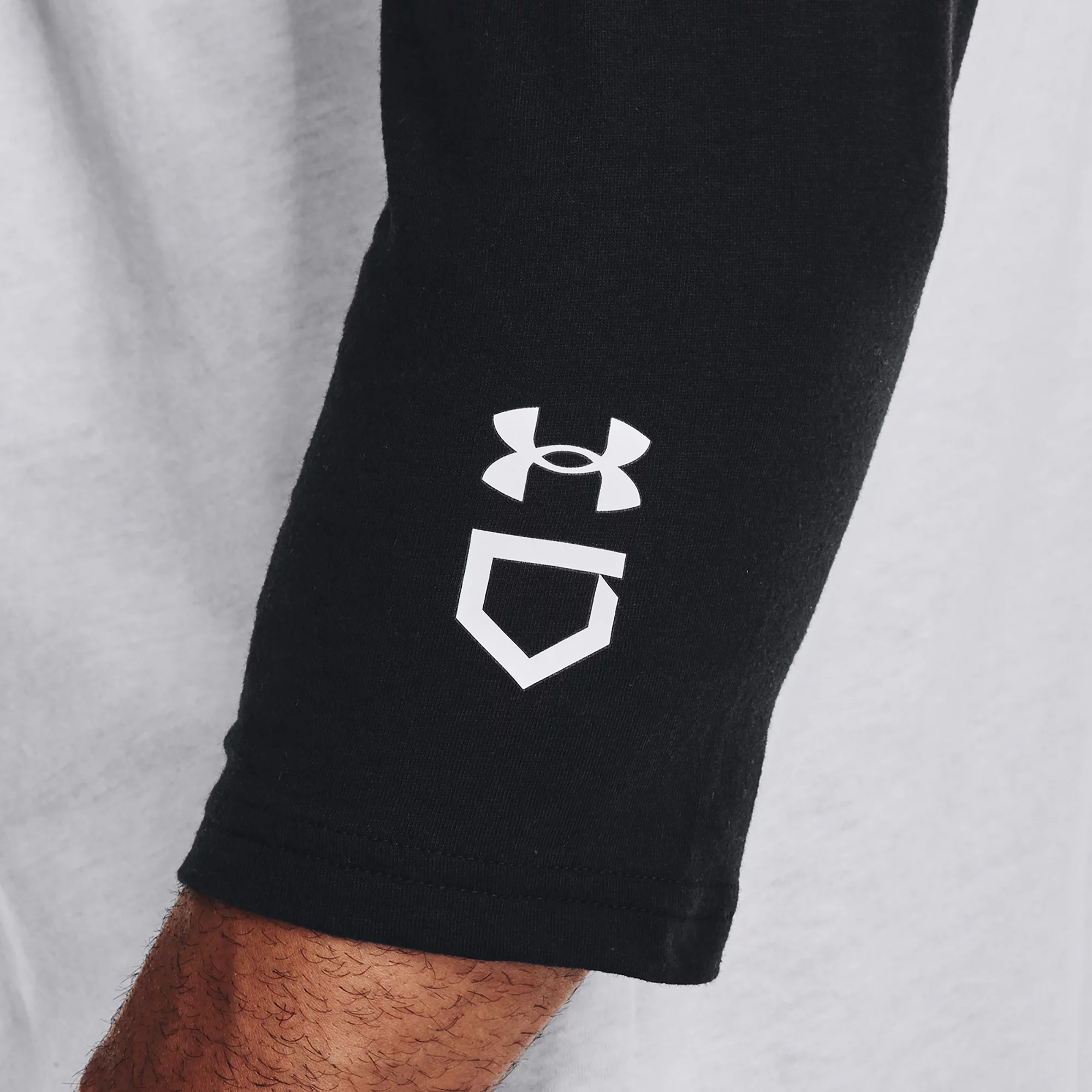 Under Armour Men's Classic 3/4 Sleeve T-Shirt 4 Under Armour Men's Classic 3/4 Sleeve T-Shirt - Image 4